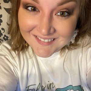 Meet your Posher, Carrie
